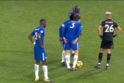 محرز يقود ليستر للصمود أمام تشيلسي في ستامفورد بريدج