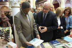 بالصور…توقيع إتفاقية شراكة بين وزارة السياحة والمحافظة السامية للأمازيغية