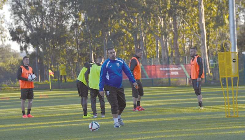 الوفاق يجدد إتصالاته بأمادا لغلق قائمة الإستقدمات بعد جابـو