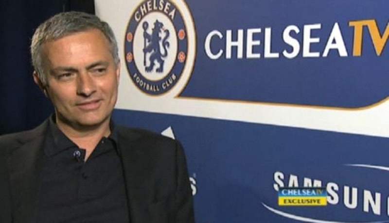 مورينيو يستبعد تأهل الجزائر إلى الدور الثاني من مونديال 2014