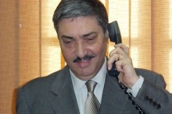 علي بن فليس يستنكر ما اسماه تضييق الحريات على المواطن