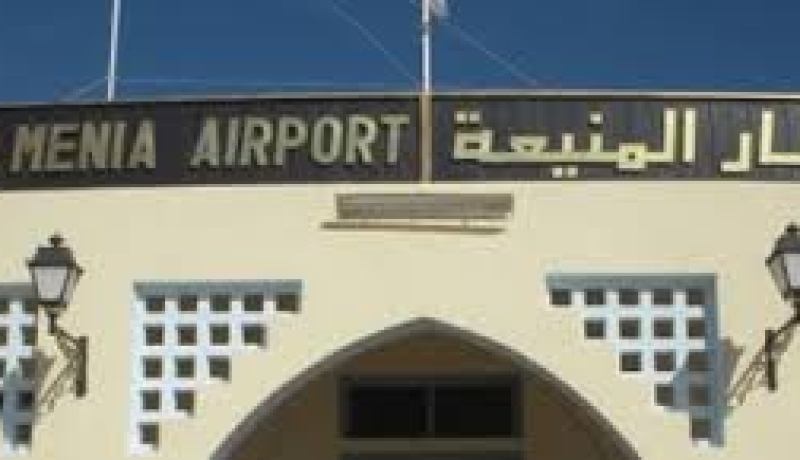 نشوب حريق مهول بمحيط مطار المنيعة في غرداية بسبب الحرارة واحتراق محيط 4 منازل
