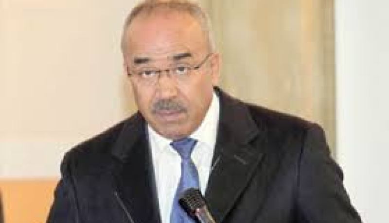 بدوي يقدم عرضا بمجلس الأمة نص القانون المعدل والمتمم للقانون المتعلق بالتمهين