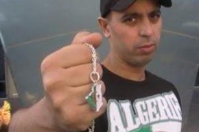 بالفيديو…. دوبل كانون يعارض طريقة ترشح بوتفليقة ويعتبرها “غير رسمية” و”سلال لايفقه شيئا”