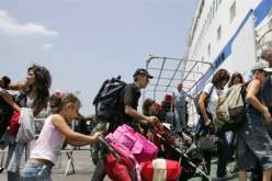 كندا تعاني لترحيل الأجانب