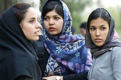 ايران تجند 7 آلاف مخبر في الشوراع لمراقبة الإلتزام بالحجاب