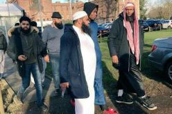 بوغبا يُثبت تعلقه بالدين الإسلامي ويُؤدي صلاة الجمعة