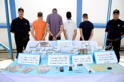 إطار سامي يقود عصابة تزوّر دمغات هيئات رسميّة للنّصب على المواطنين