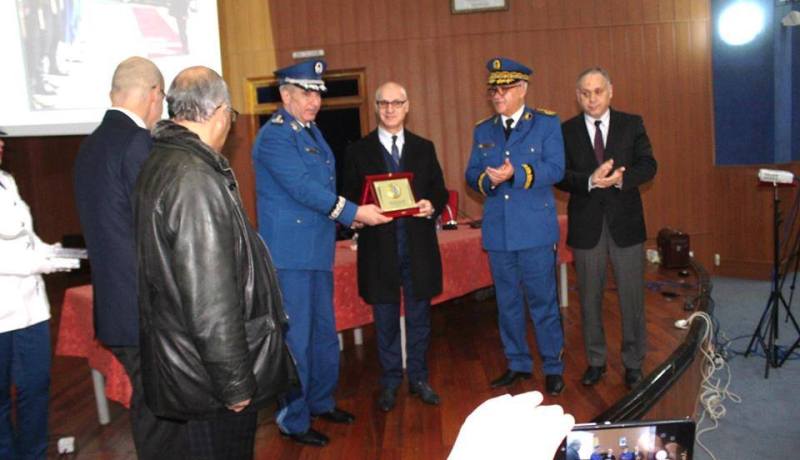 بالصور.. محاضرة عن تاريخ الشرطة الجزائرية بتلمسان