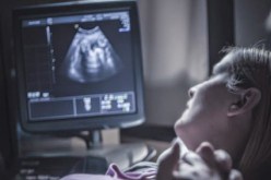 تغير اجنة الانسان علاج أم تشويه