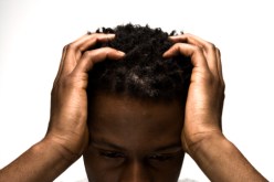 11 سبباً مدهشاً يؤدي للإصابة بالصداع