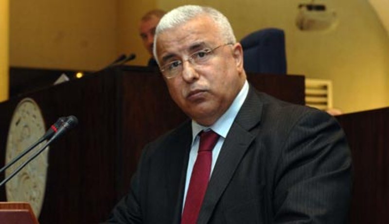 بن مرادي يؤكد ان قانون العمل قيد الدراسة يوفر المرونة في ابرام العقود