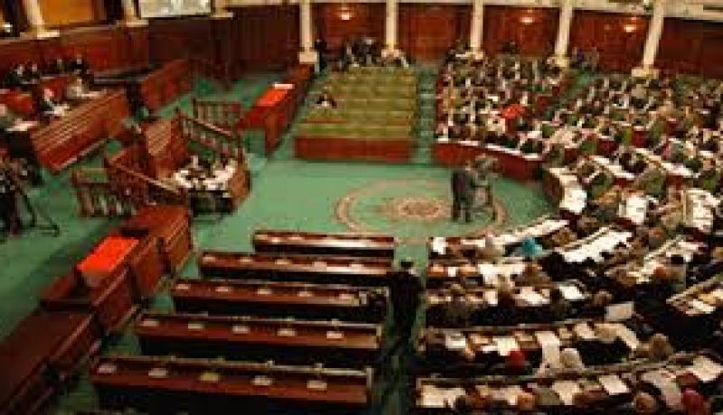 انطلاق بتونس الاحتفالية الخاصة بالمصادقة على الدستور الجديد للبلاد
