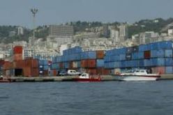 الجزائر تسجل فائضا تجاريا بـ 3.89 مليار دولار خلال هذه السنة