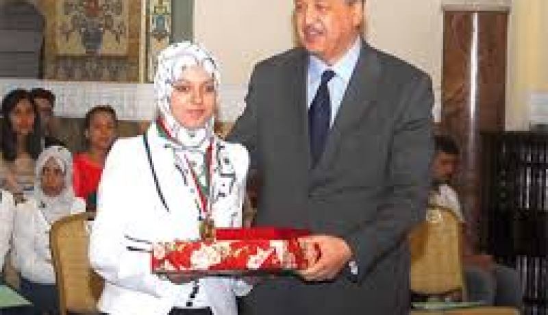 عبد المالك سلال يكرم نجباء الباكالوريا يوم الخميس المقبل