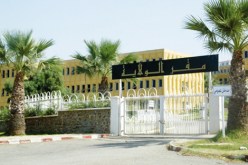 شباب يحتجون أمام مقر ولاية تيبازة بعد إقصائهم من برنامج السكن الريفي