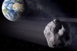 نيزك خطير يمر بالقرب من كوكب الأرض خلال 2015