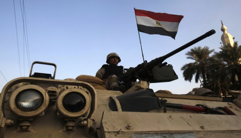 مصر تهدد باستخدام القوة في حال سيطرة الحوثيين على باب المندب