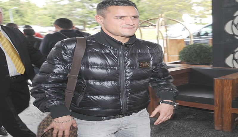 زياني: بترولول تحدّ جديد وهدفي مساعدة الفريق على تفادي السقوط