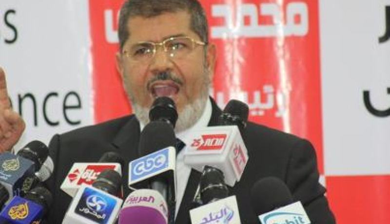 عاجل  مرشح الاخوان المسلمين محمد مرسي اول رئيس لمصر بعد مبارك