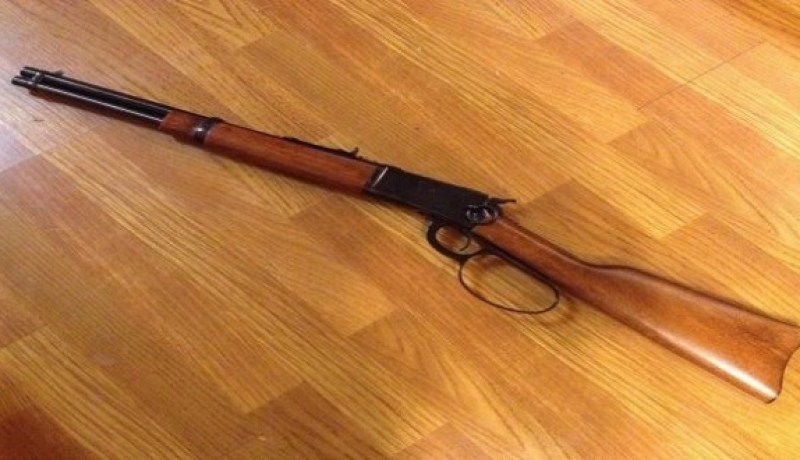 حجز بندقية صيد بدون رخصة في تيارت