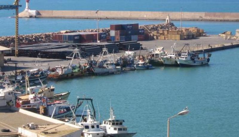 أمواج البحر تقذف بأزيد من 34 كغ من الكيف المعالج بسيدي لخضر في مستغانم