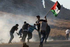 إصابة 5 فلسطينيين في مواجهات مع الجيش الصهيوني بالضفة الغربية