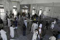 مقتل 25 شخصا في اعتداء انتحاري استهدف مسجدا بباكستان