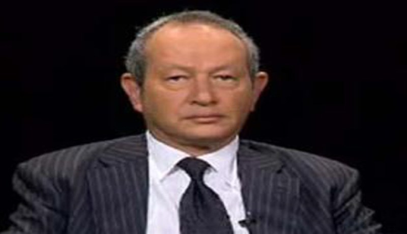 ساويرس يتفق على بيع معظم أسهمه في موبينيل المصرية