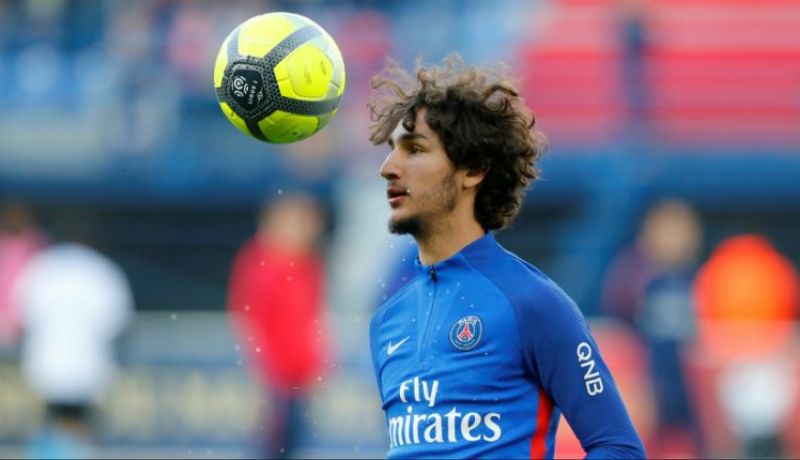 “رابيو الجزائر” يرفض المُواصلة في فرنسا ويختار أرسنال !!