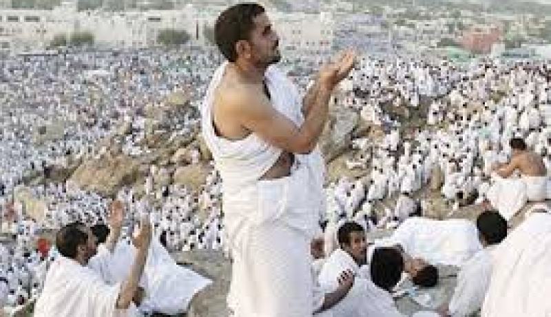 الداخلية تدعو المواطنين المعنيين بموسم الحج لاستصدار جواز السفر البيومتري قبل نهاية شهر أوت