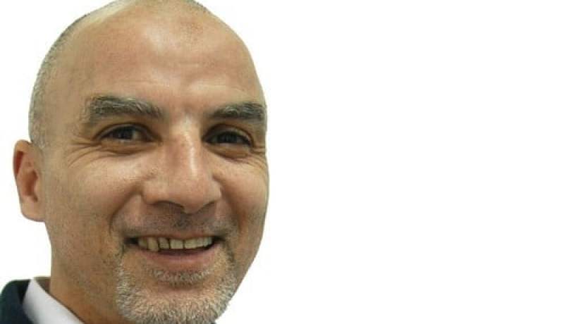 تعيين حاج عدلان منسقا تقنيا لإتحاد الجزائر