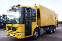 خروج أول شاحنة تحت علامة “مرسيدس بنز” من مصنع الرويبة