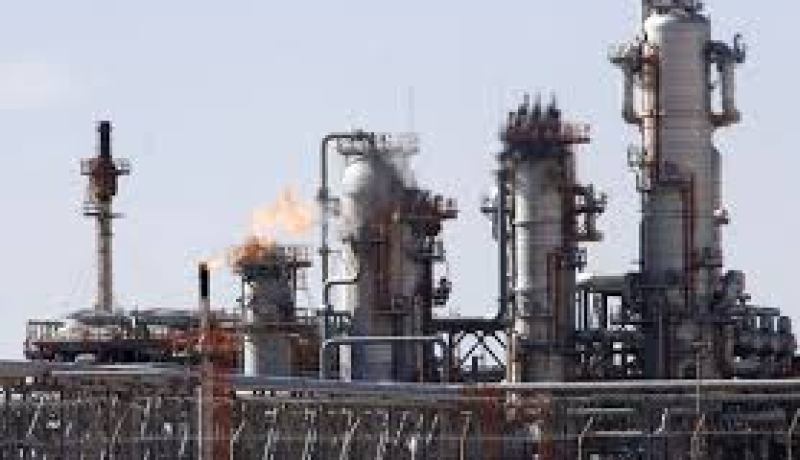 سلال: الجزائر لم توقع بعد أية اتفاقية لاستغلال المحروقات غير التقيليدية