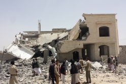 مقتل 5 أشخاص من عائلة واحدة جراء غارة للتحالف العربي في اليمن