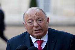 وضع إمامين تحت الإقامة الجبرية في فرنسا بسبب أحداث باريس