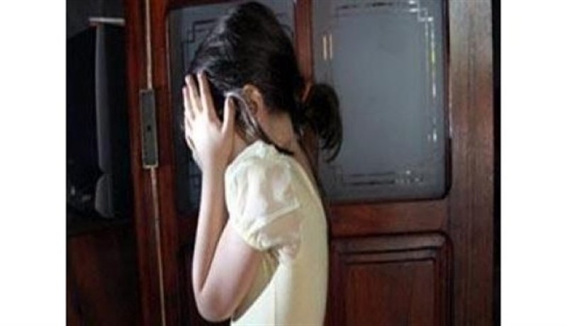 يعتدي جنسيا على ابنته انتقاما من زوجته التي رفضت معاشرته في وهران