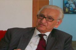 رسالة هامة من عائلة الراحل حسين آيت أحمد للشعب الجزائري