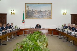 نصف مليار و3 سنوات سجنا لسارقي الطرود البريدية