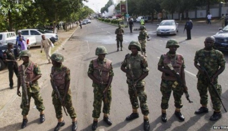 نيجيريا تحذر من انتحاريات تستخدمن أطفال رضع لتنفيذ هجمات