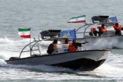 إيران تحتجز زورقين سعوديين وتسعة بحارة