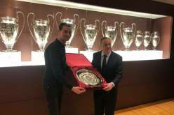 بالصور.. رابطة مشجِعي ريال مَدريد بالجزائر تُكرِّم “فلورنتينو بيريز”