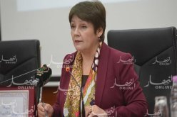 بن غبريت: “التلميذ والموظف ملزمون بإحترام الهندام الداخلي للمؤسسات التربوية”