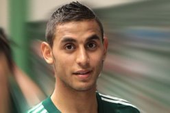 فوزي غلام يحصل على تاهيل من الفيفا للعب في صفوف الخضر