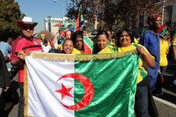 أنصار ''الخضر'' صنعوا الفرجة أمس في مطار هواري بومدين لحظة سفرهم إلى جنوب إفريقيا