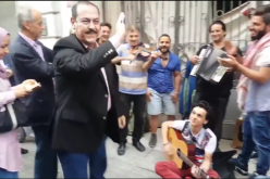 بالفيديو .. بوشناق يغني مع لاجئي سوريا في اسطنبول