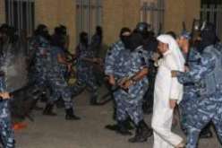 الكويت تفرج عن نواب سابقين وناشطين بكفالة بعد احتجاجات