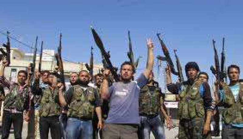 المقاتلون المعارضون يستولون على مقر كتيبة للدفاع الجوي في ريف حلب