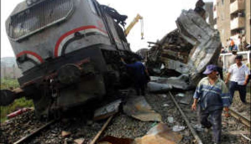مصر: إصابة 15 راكبا جراء خروج قطار عن مساره
