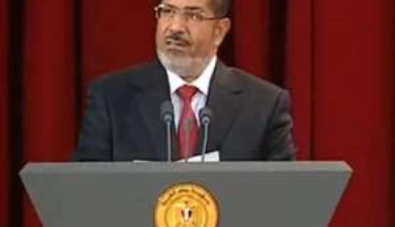 مرسي عن قرض صندوق النقد الدولي :  لا اقبل ان يأكل المصريون من الربا